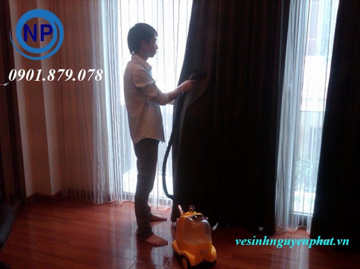 Dịch vụ giặt rèm cửa Nguyên Phát | Nguồn từ vesinhnguyenphat.vn