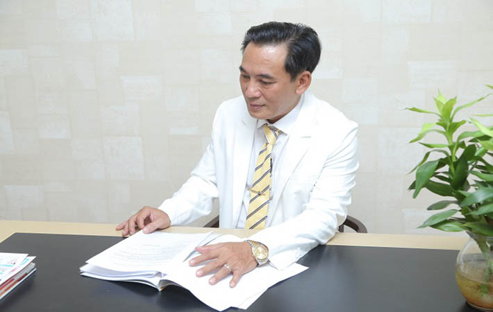 Bác sĩ nâng mũi đẹp ở TPHCM - Bác sĩ Trịnh Quang Đại