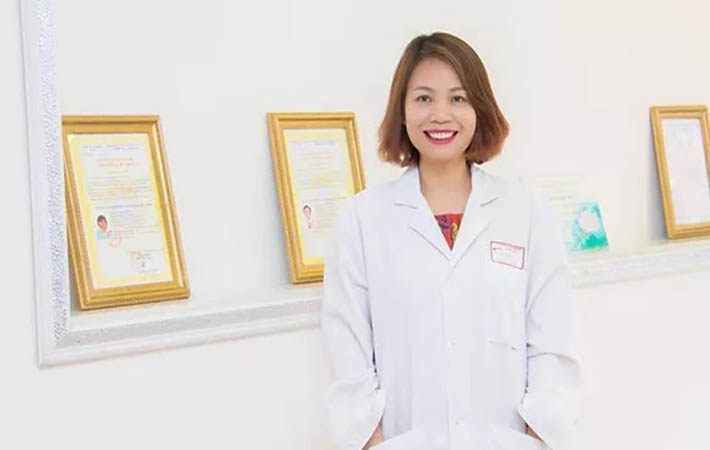 Bác sĩ nâng ngực giỏi ở TPHCM - Bác sĩ Trần Thị Nga