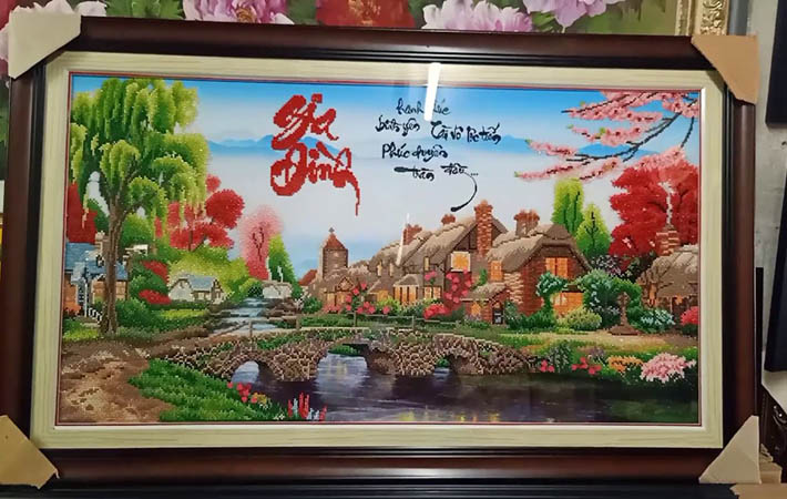 Indirizzo vendita di dipinti su pietra a Ho Chi Minh City - Le Chuc