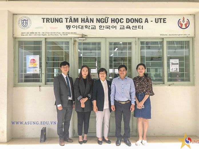 Trung tâm dạy tiếng Hàn Đông Á - UTE
