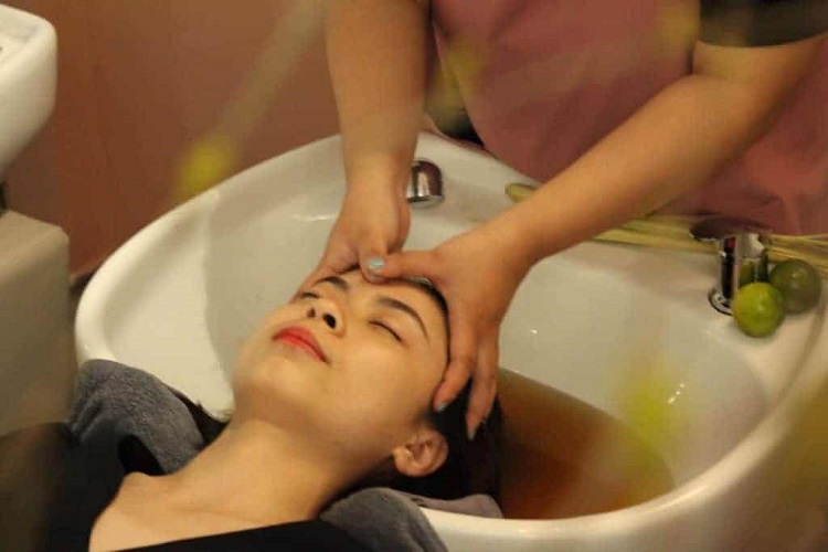 Gội đầu thảo dược tphcm spa thảo dược hương mùa hè