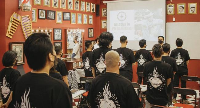 Các tiệm cắt tóc nam đẹp ở TPHCM | Nguồn: Liem barber Shop